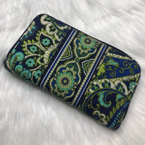 Vera Bradley Accordion Wallet - Rhythm and Blues - Picture 1 of 4